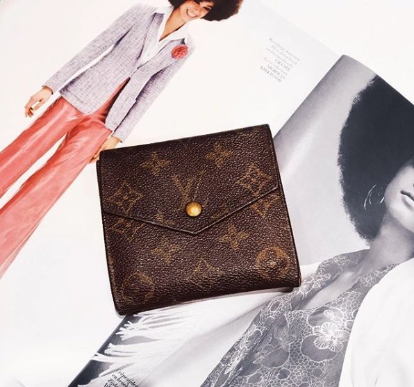 Shop second hand Louis Vuitton wallets  Étoile Luxury Vintage – l'Étoile  de Saint Honoré