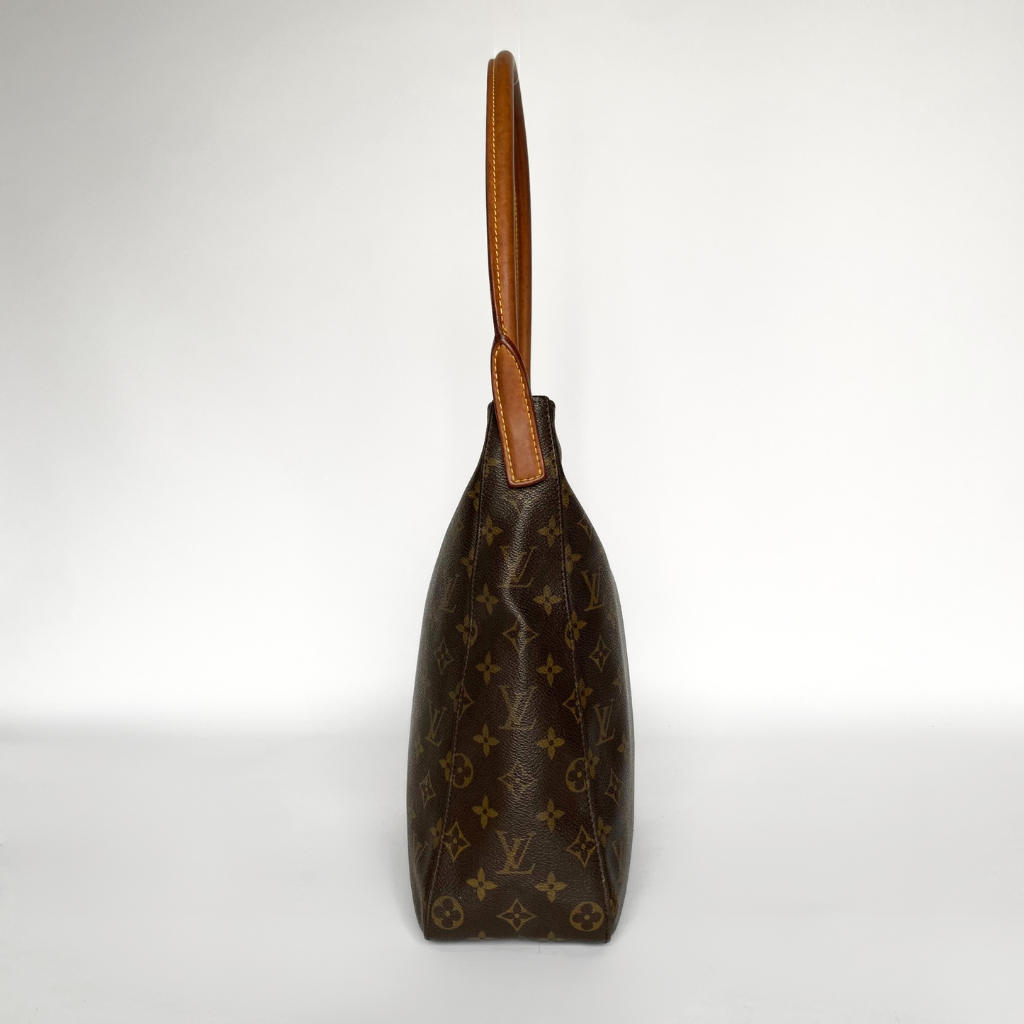 Louis Vuitton Louis Vuitton Looping GM Monogram Canvas - Shoulder bags - Etoile Luxury Vintage