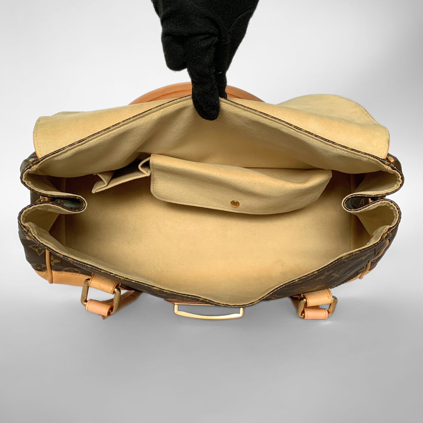 Louis Vuitton Beverly Monogram Canvas