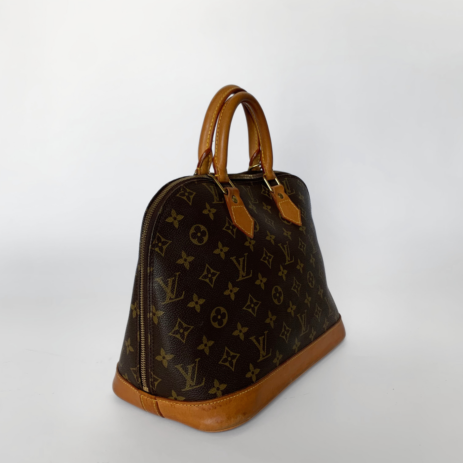 Louis Vuitton Louis Vuitton Alma Monogram Canvas - Handbag - Etoile Luxury Vintage