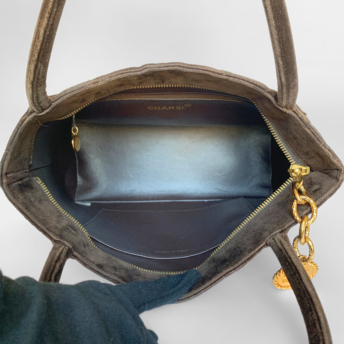 Chanel Medaillon Velvet