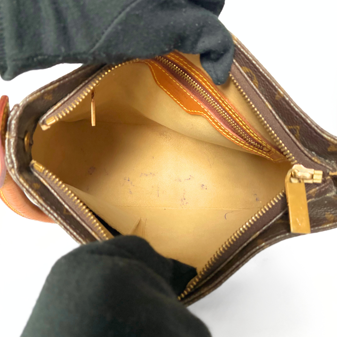 Louis Vuitton Looping MM Monogram Canvas