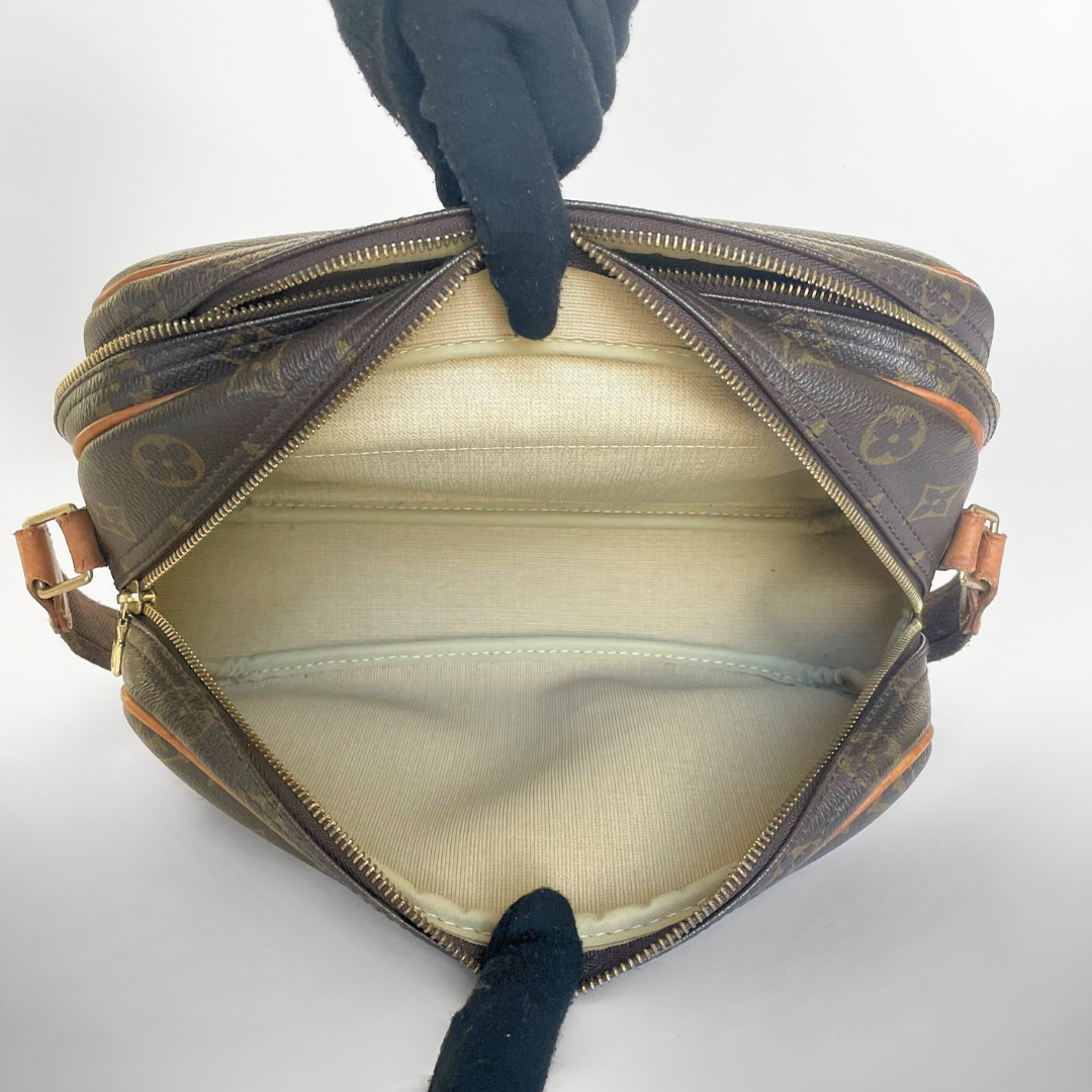 Louis Vuitton Reporter PM Monogram Canvas