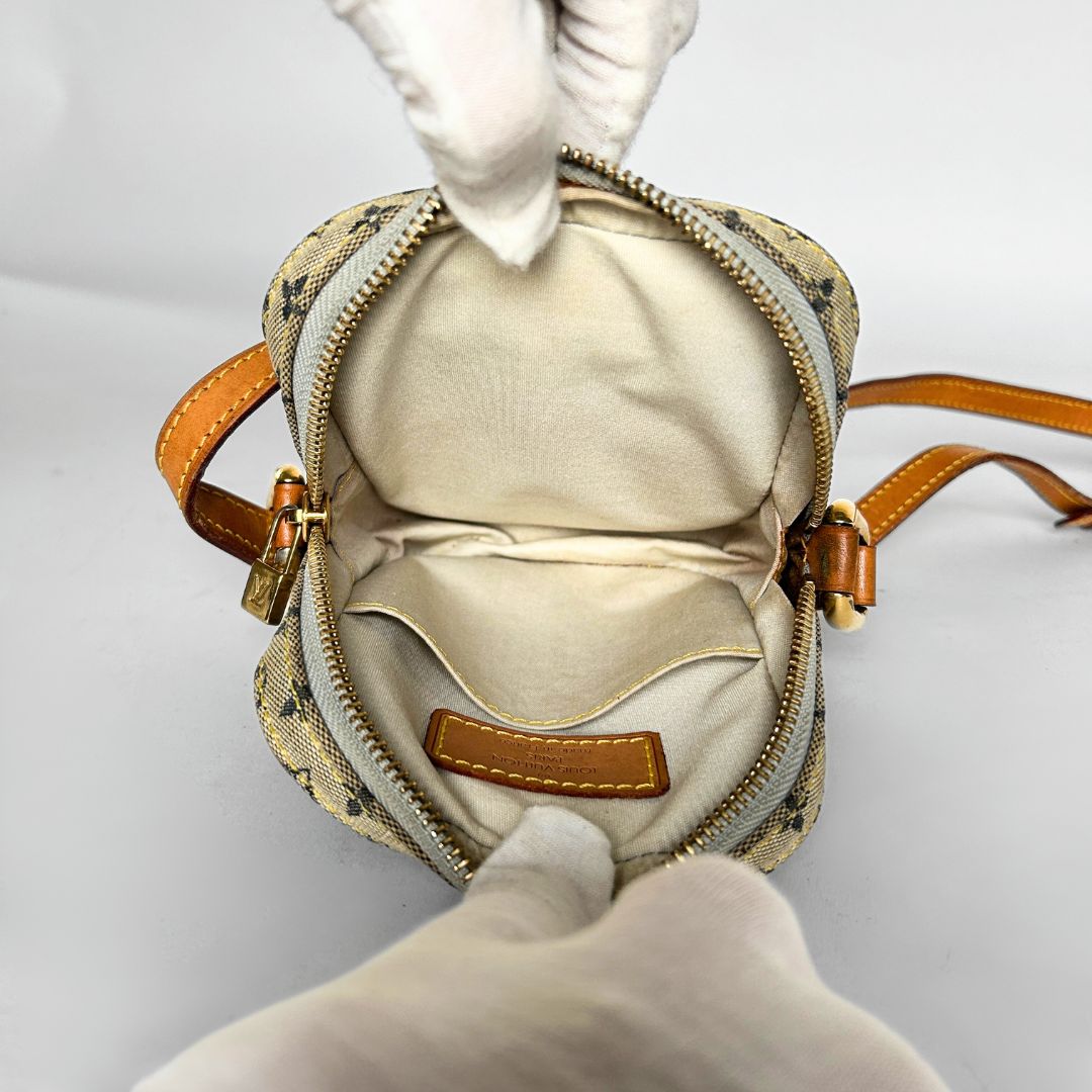 Louis Vuitton Louis Vuitton Juliette PM Lin - Crossbody bags - Etoile Luxury Vintage
