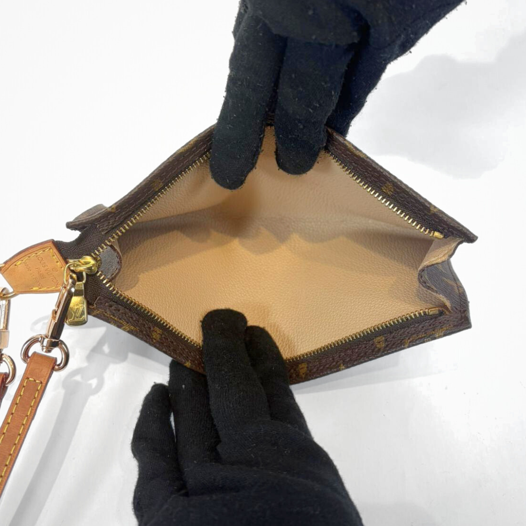 Louis Vuitton Pouch