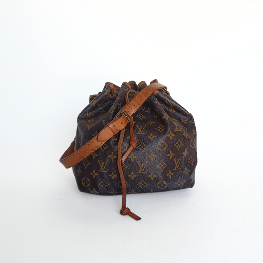 Louis Vuitton Louis Vuitton Petit No&eacute; Monogram Canvas - Handbag - Etoile Luxury Vintage
