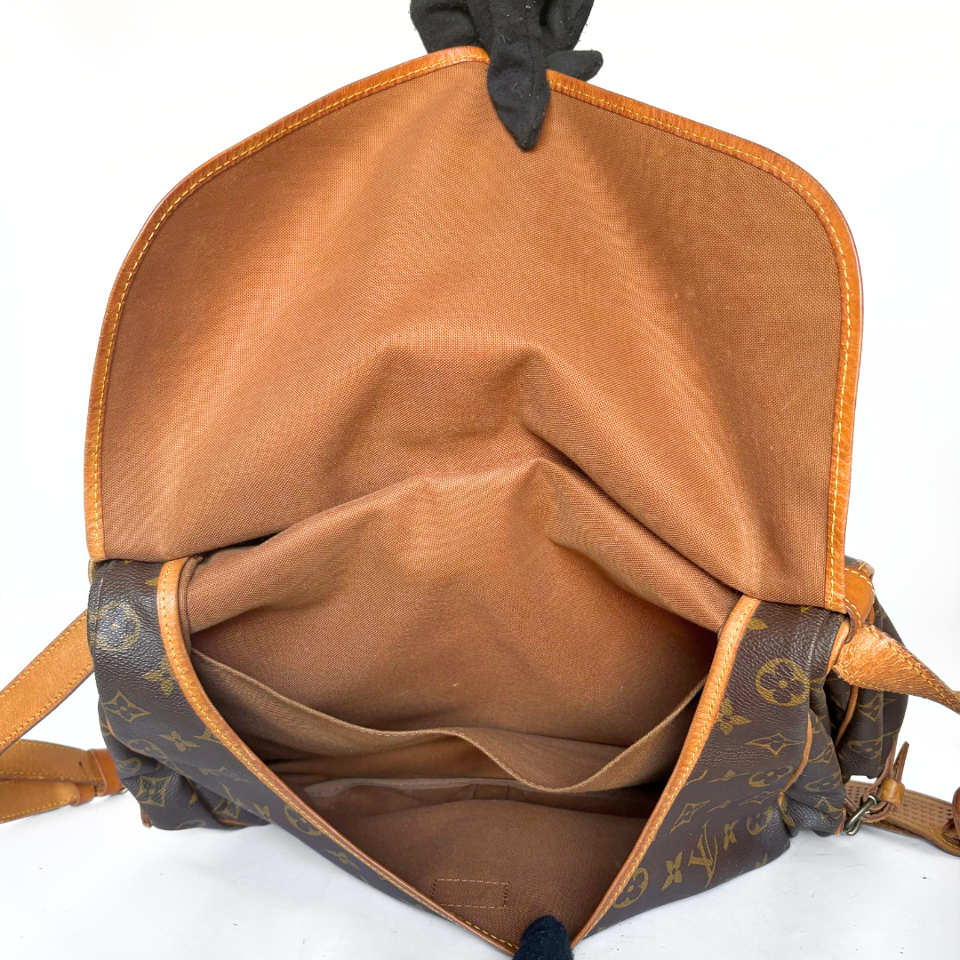 Louis Vuitton Saumur 35 Monogram Canvas