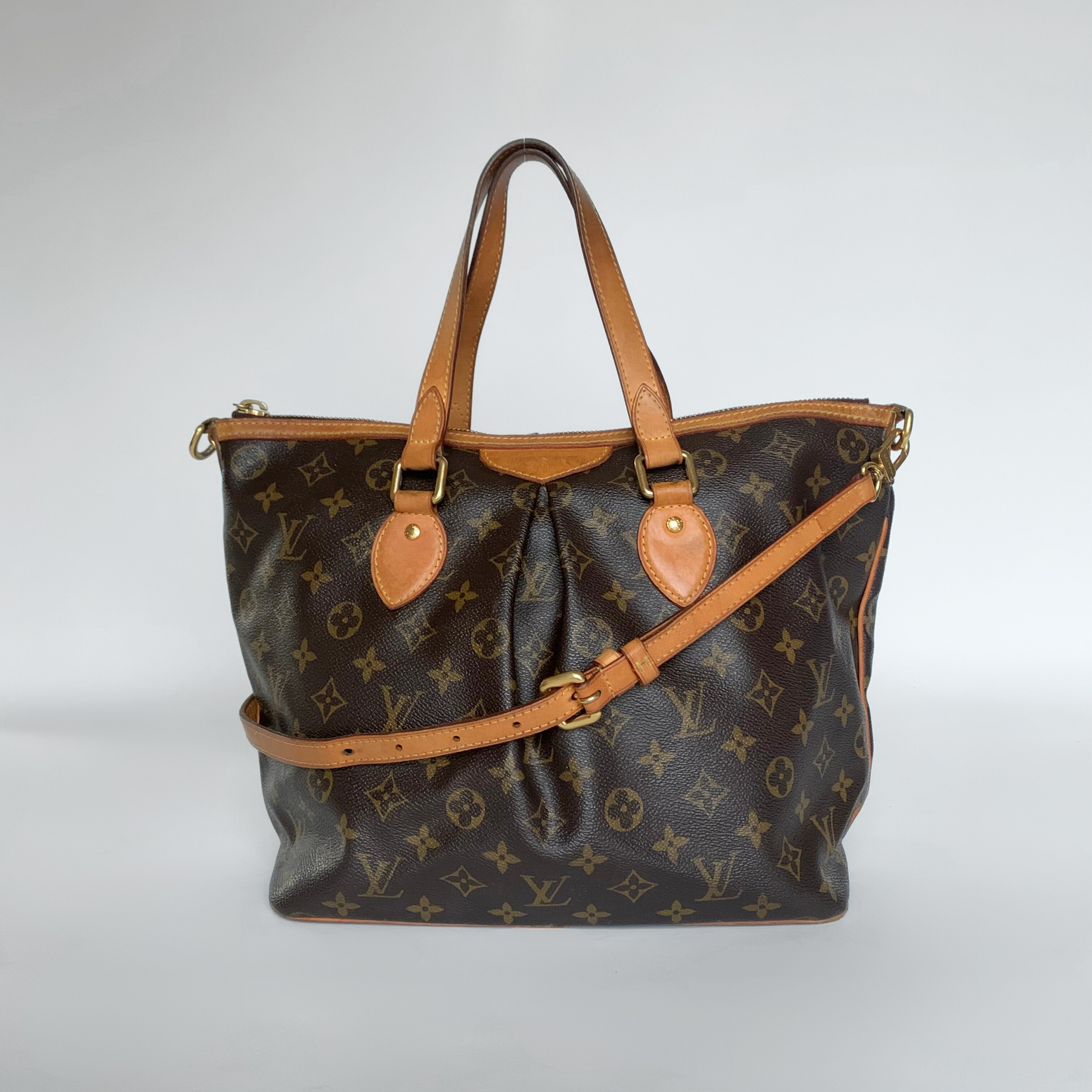 Louis Vuitton Louis Vuitton Palermo GM Monogram Canvas - Handbag - Etoile Luxury Vintage