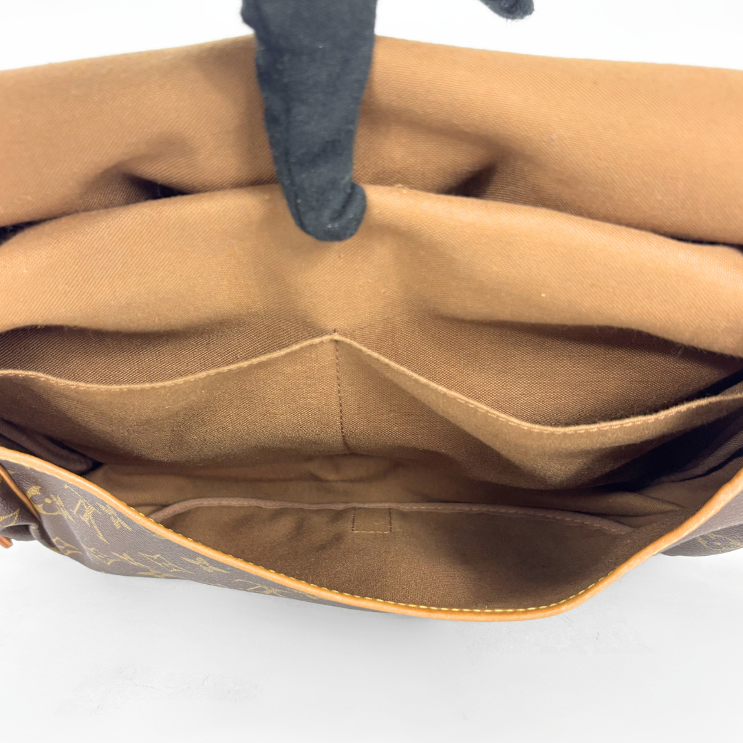 Innentaschen der Tasche