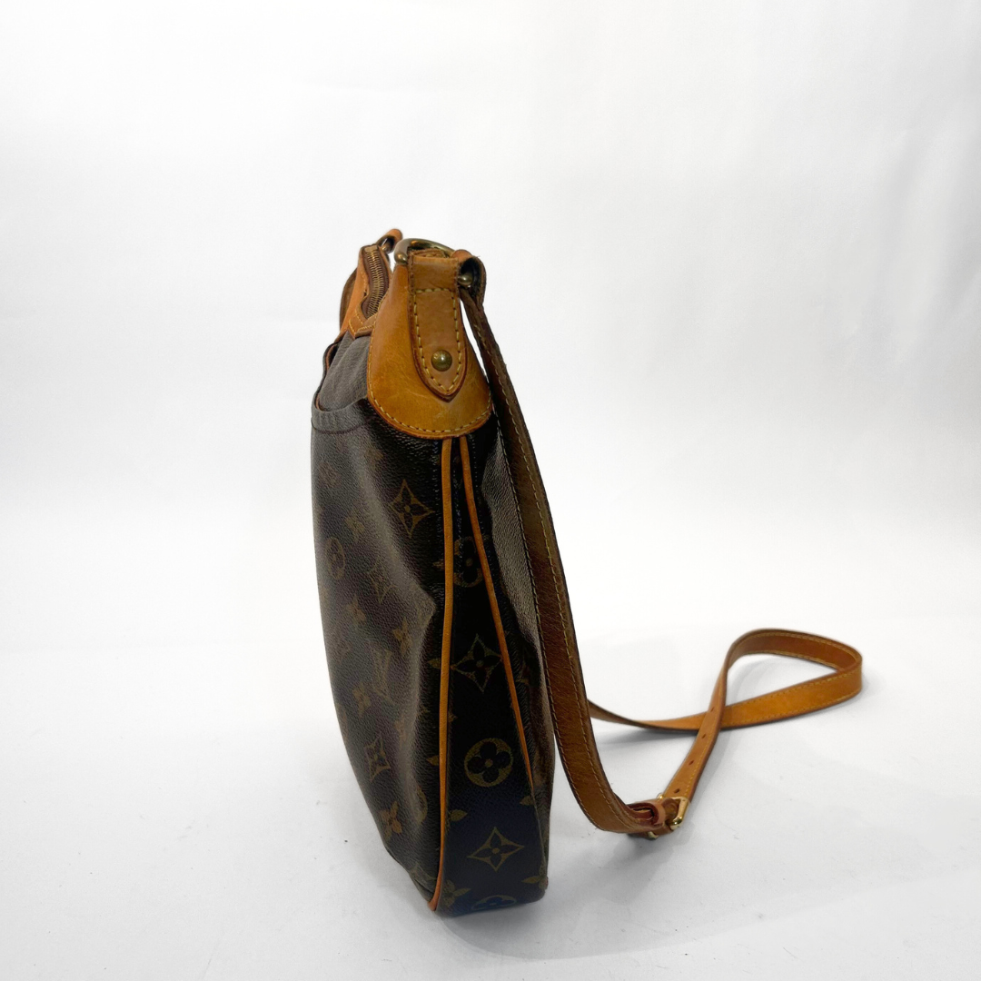 Louis Vuitton Odeon PM Monogram Canvas