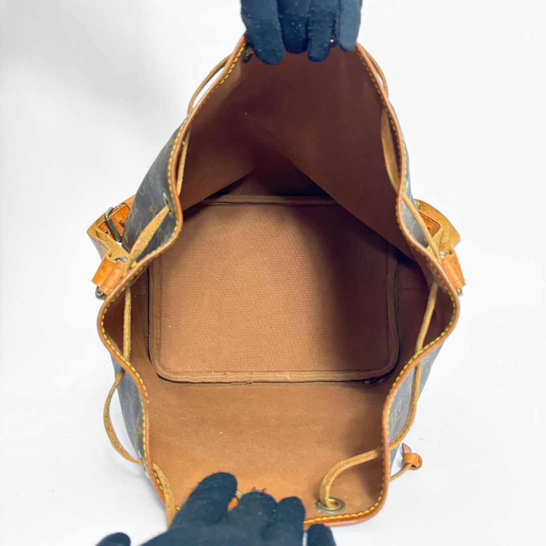 Louis Vuitton Louis Vuitton Petit Noé Monogram Canvas - Skuldertasker - Etoile Luxury Vintage