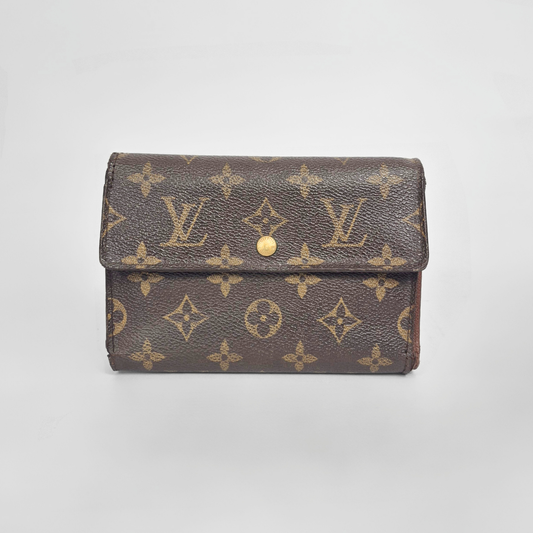 Wallet International Medium Monogram Canvas