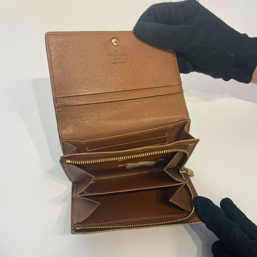 Louis Vuitton Medium Wallet Monogram Canvas