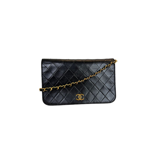Shop second hand Chanel bags | Étoile Luxury Vintage – de Saint Honoré