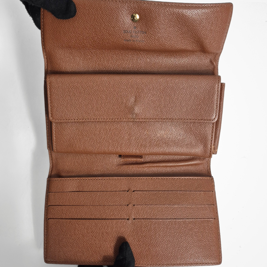 Louis Vuitton wallet international inside view