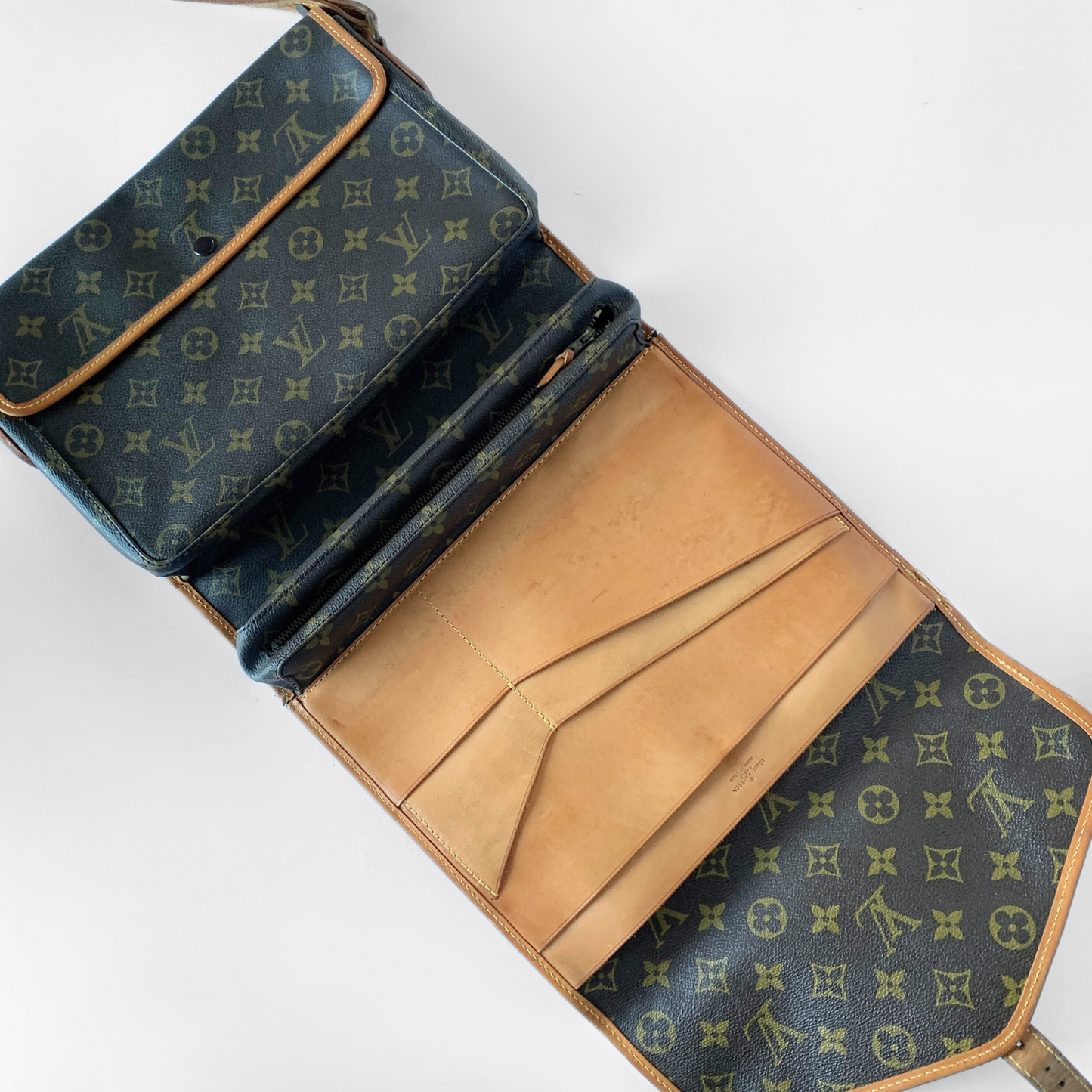 Louis Vuitton Vintage Saumur Monogram Canvas