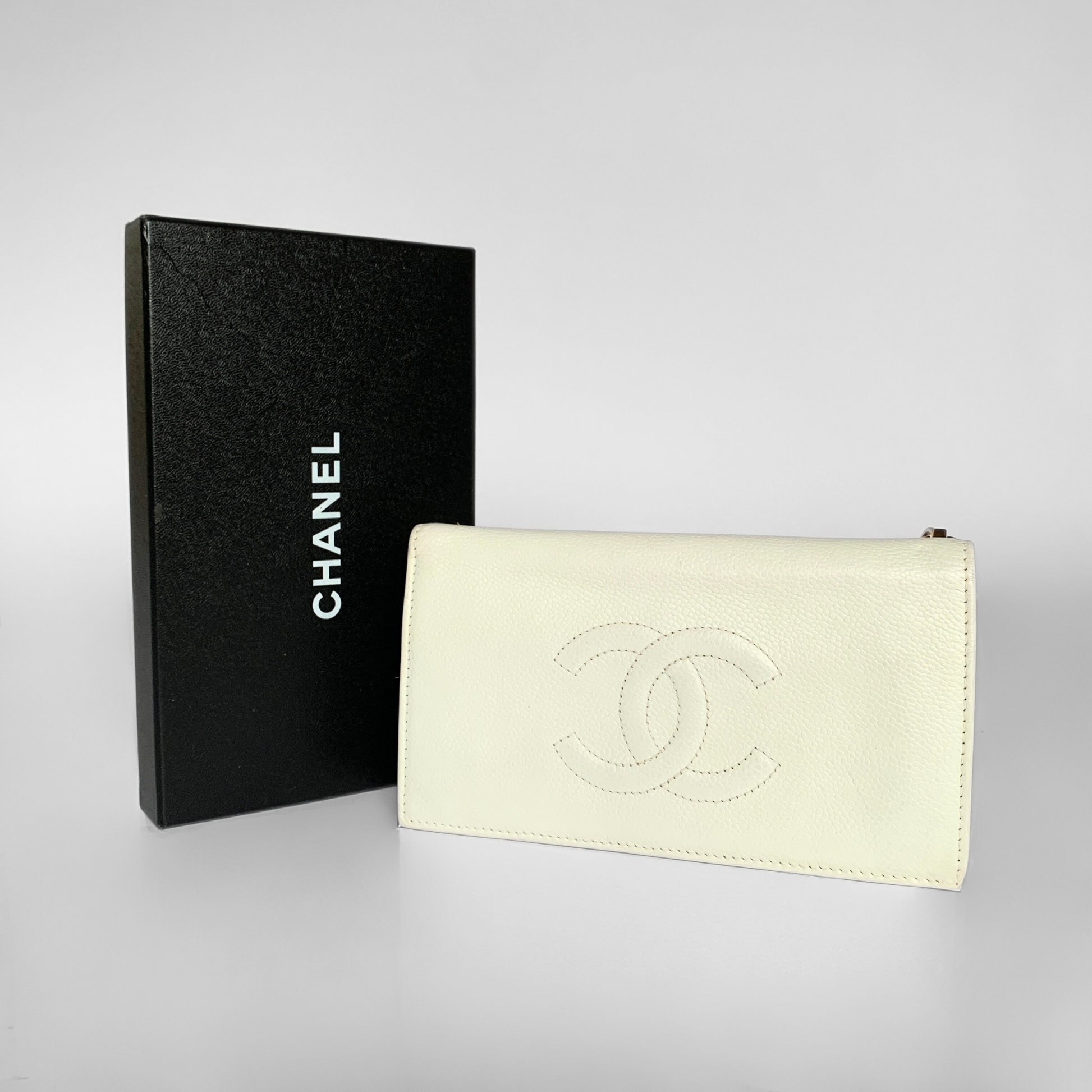 Chanel Chanel Wallet Large Lambskin Leather - Wallets - Etoile Luxury Vintage