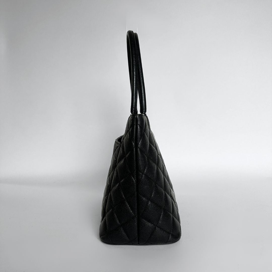 Chanel Chanel Medaillon Caviar Leather - Handbag - Etoile Luxury Vintage