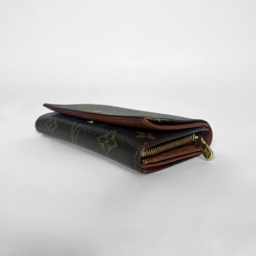 Louis Vuitton Wallet Medium
