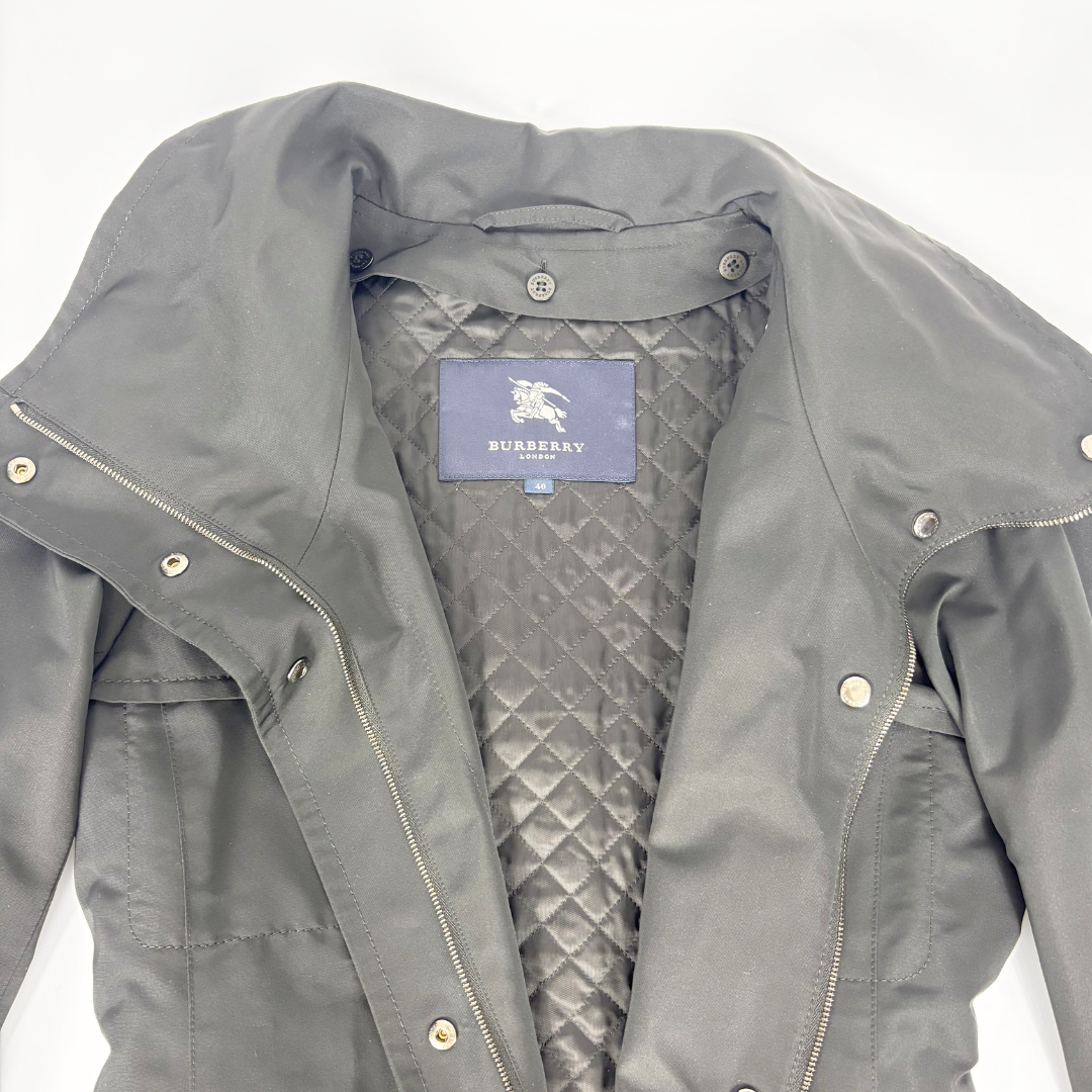 Burberry Schwarzer Trenchcoat