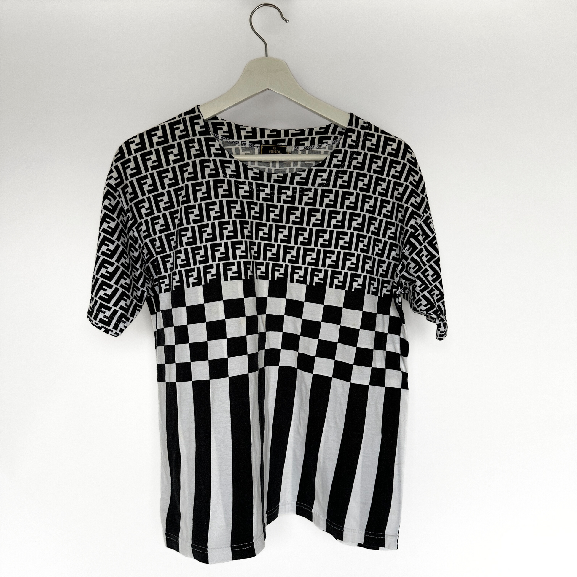 Fendi T-Shirt Cotton | Étoile Luxury Vintage – l'Étoile de Fendi T-Shirt Cotton | Étoile Luxury Vintage – l'Étoile de