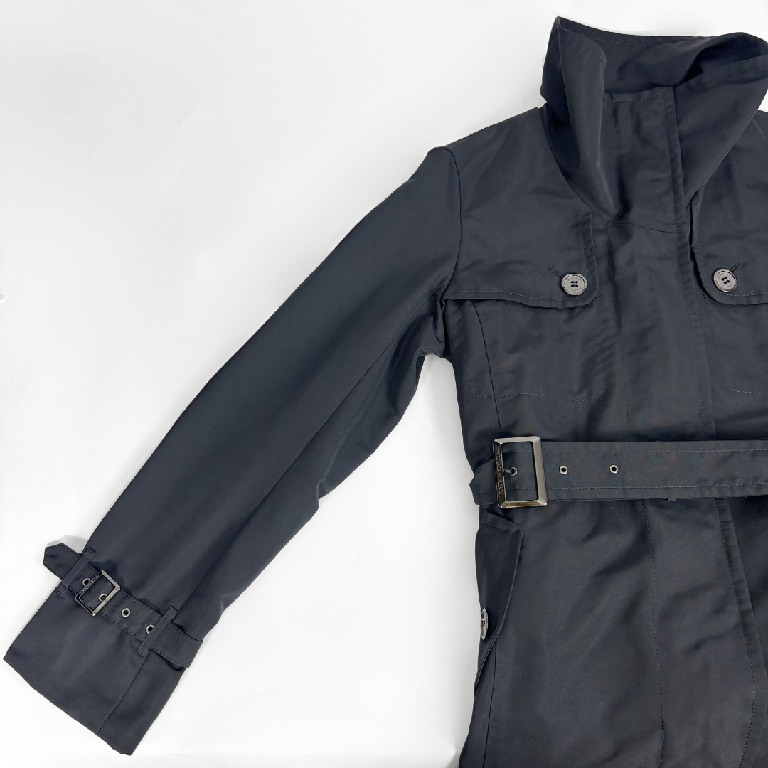 Burberry Schwarzer Trenchcoat