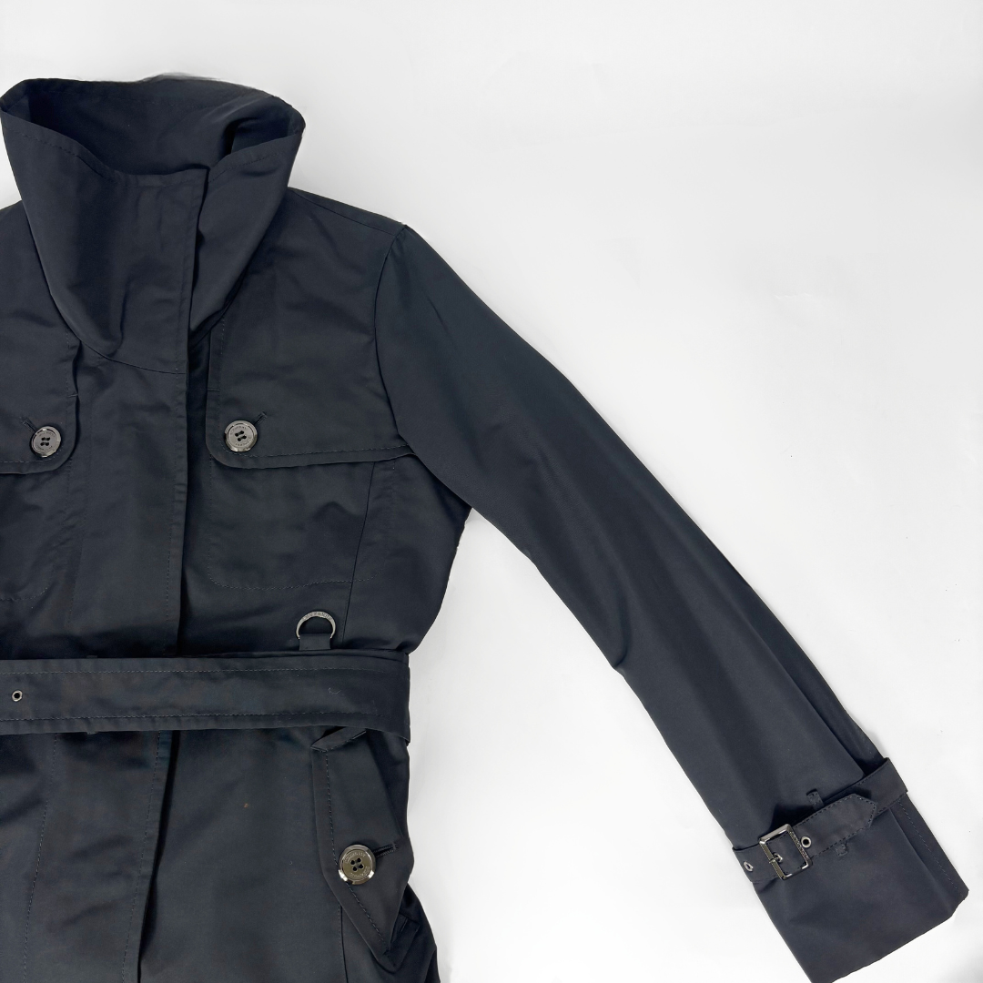 Burberry Schwarzer Trenchcoat