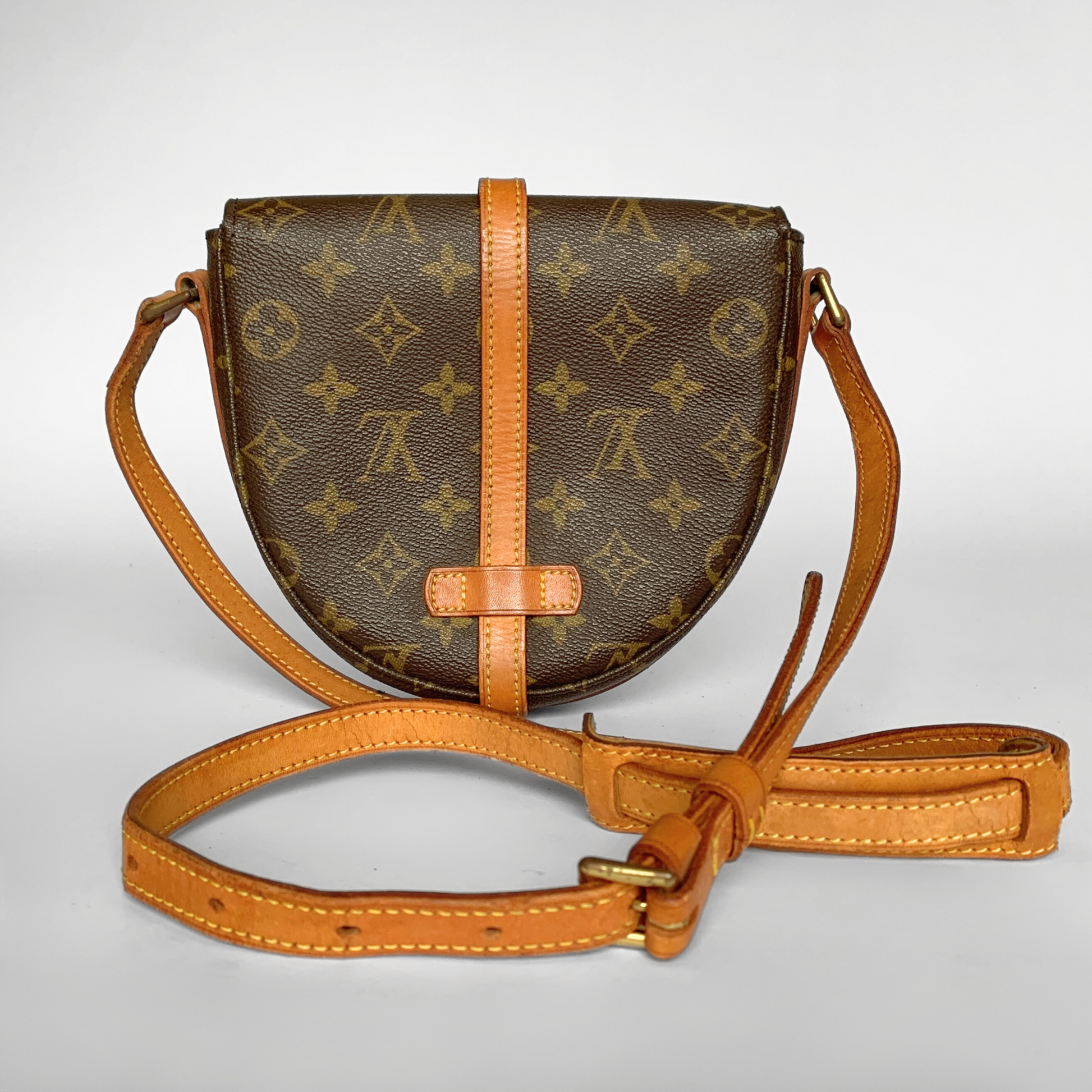 Louis Vuitton Louis Vuitton Chantilly PM Monogram Canvas - Crossbody bags - Etoile Luxury Vintage