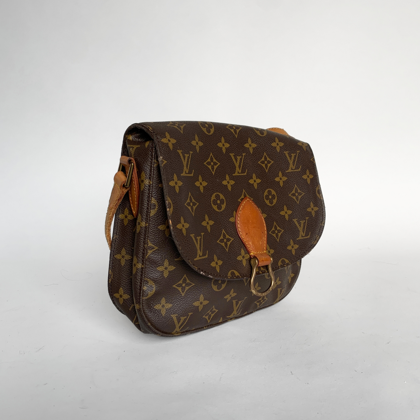 Louis Vuitton Louis Vuitton Saint Cloud GM in Monogram Canvas - Crossbody bags - Etoile Luxury Vintage