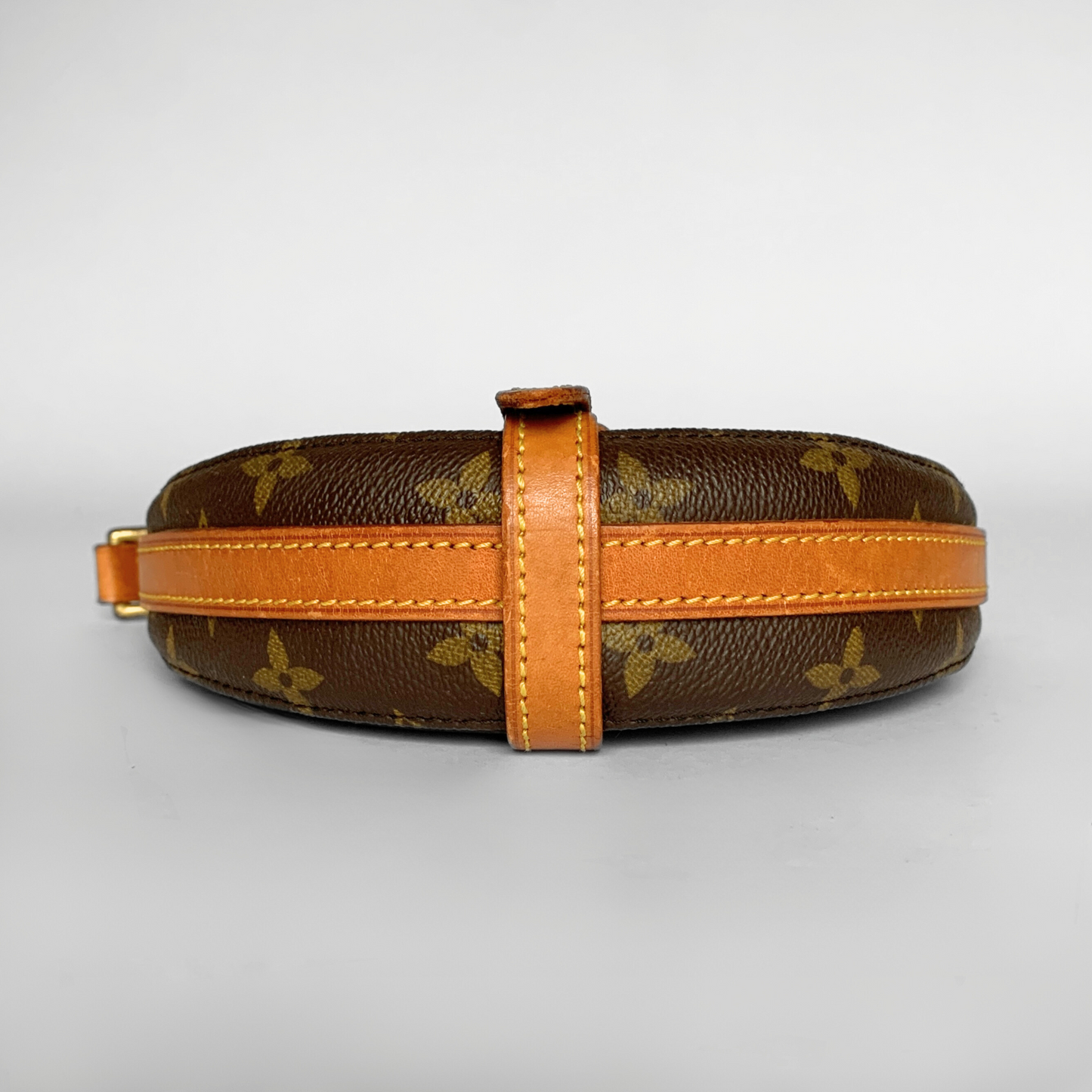 Louis Vuitton Louis Vuitton Chantilly PM Monogram Canvas - Crossbody bags - Etoile Luxury Vintage