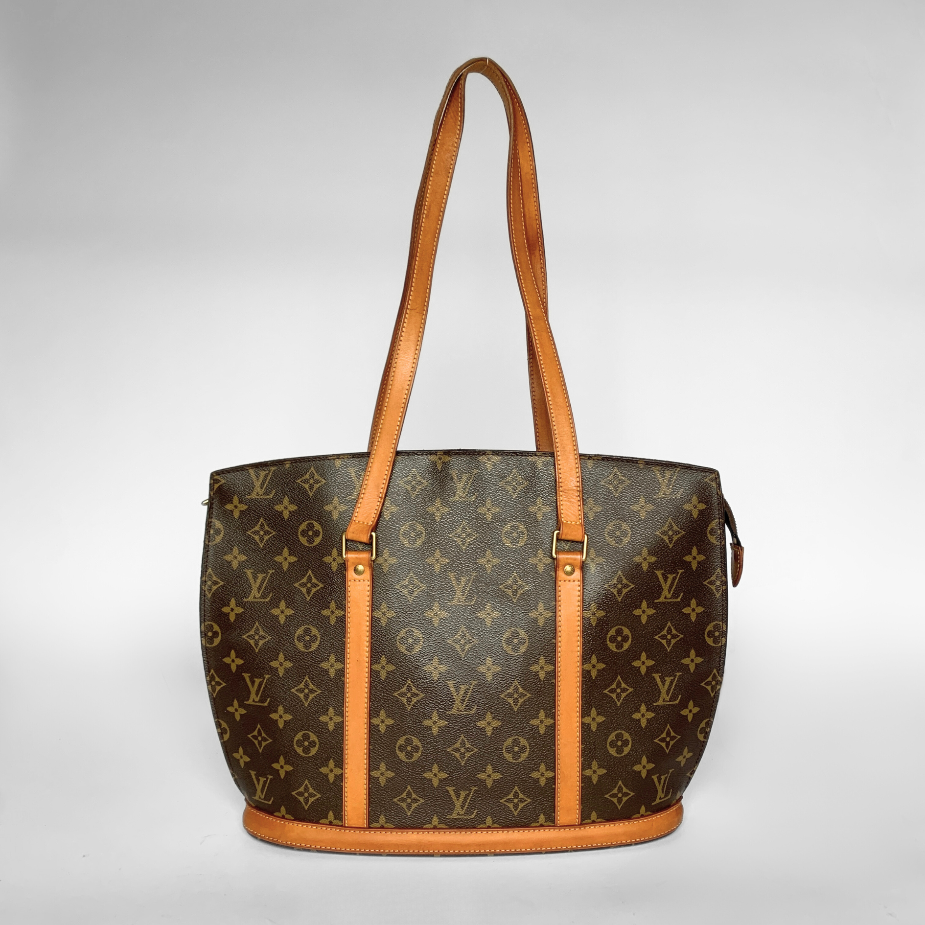 Louis Vuitton Louis Vuitton Babylon Monogram Canvas - Shoulder bags - Etoile Luxury Vintage