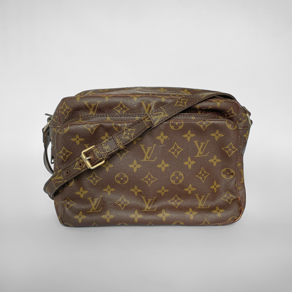 Louis Vuitton Old Nile Monogram Canvas – l'Étoile de Saint Honoré