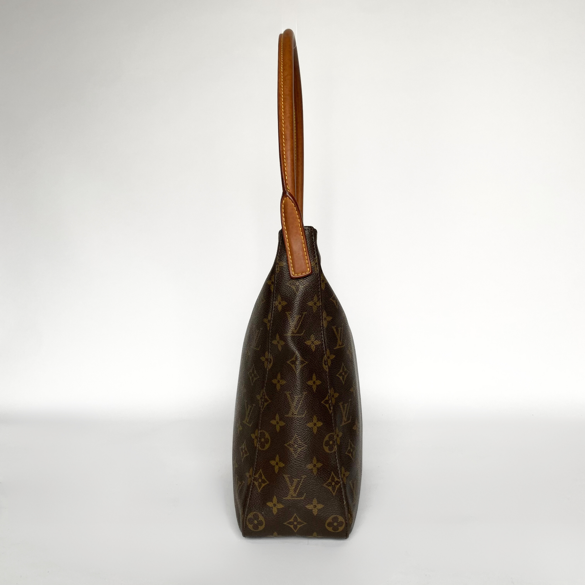 Louis Vuitton Louis Vuitton Looping GM Monogram Canvas - Shoulder bags - Etoile Luxury Vintage