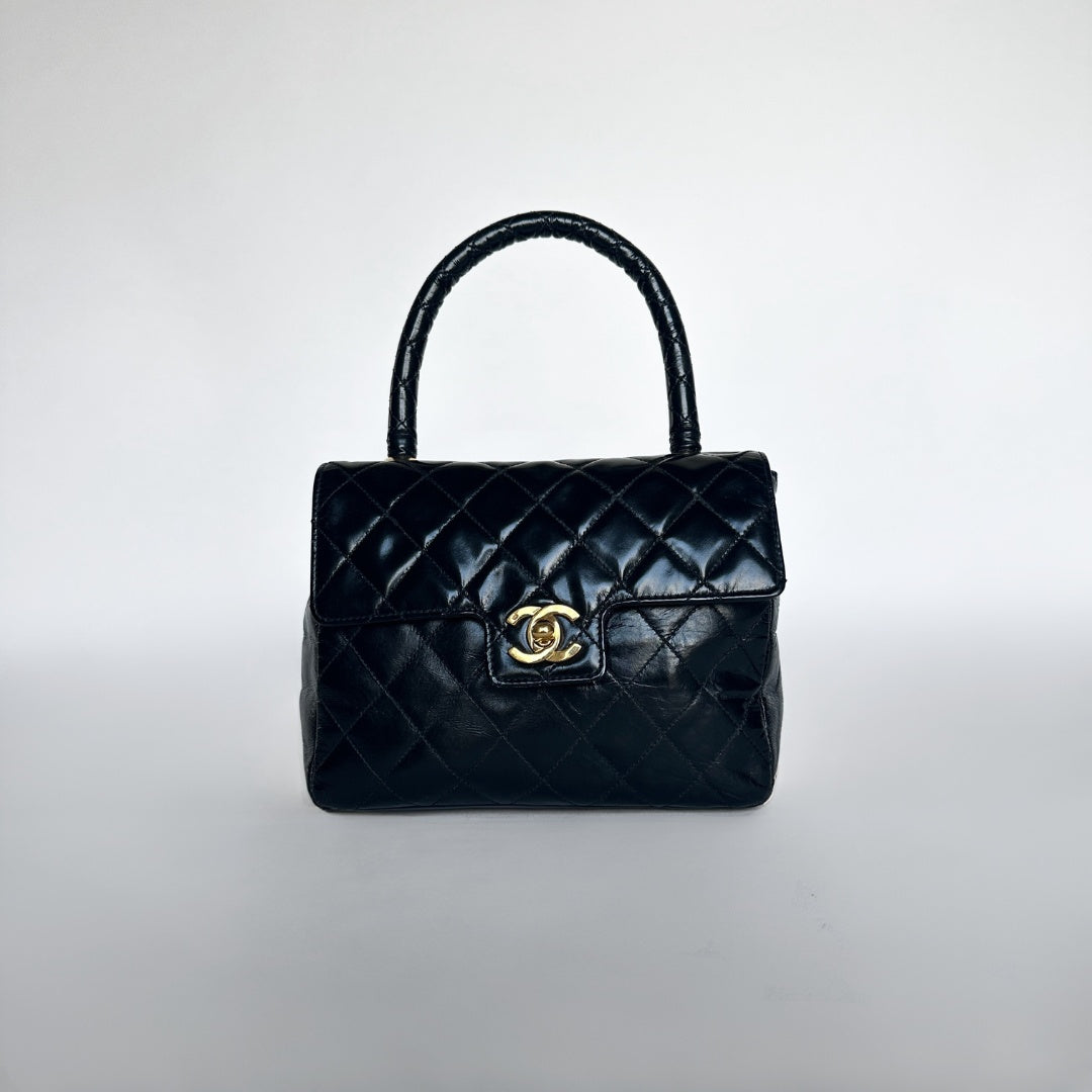 Chanel Chanel Mattrasse Håndtaske Emalje Læder - Håndtasker - Etoile Luxury Vintage