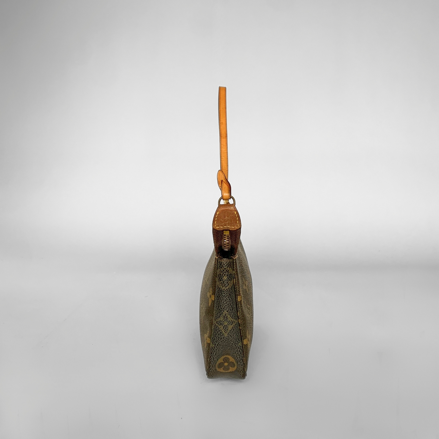 Louis Vuitton Pochette Accessoires Monogramm Leinwand