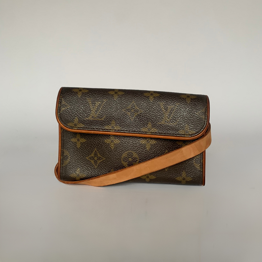 Louis Vuitton Louis Vuitton Pochette Florentine Monogram Canvas - Handväskor - Etoile Luxury Vintage
