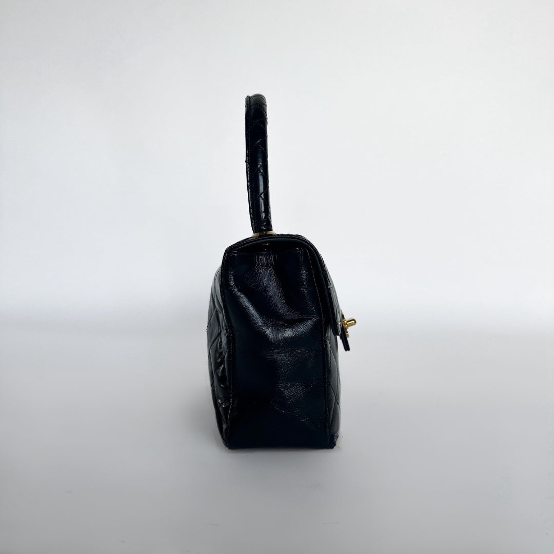 Chanel Matratze Handtasche Emaille Leder