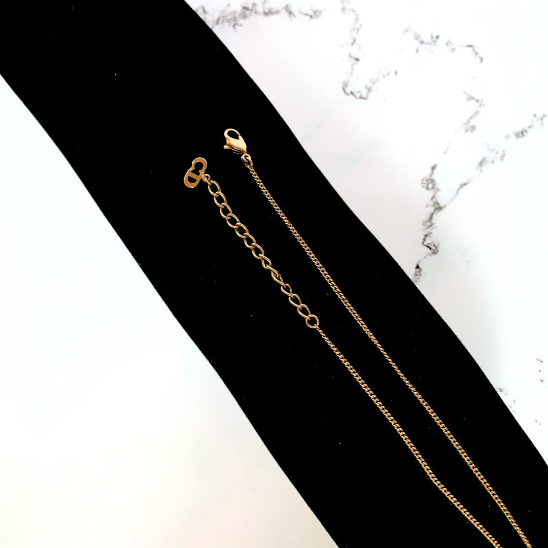 Louis Vuitton Dior Necklace Gold Colored Metal - Necklaces - Etoile Luxury Vintage