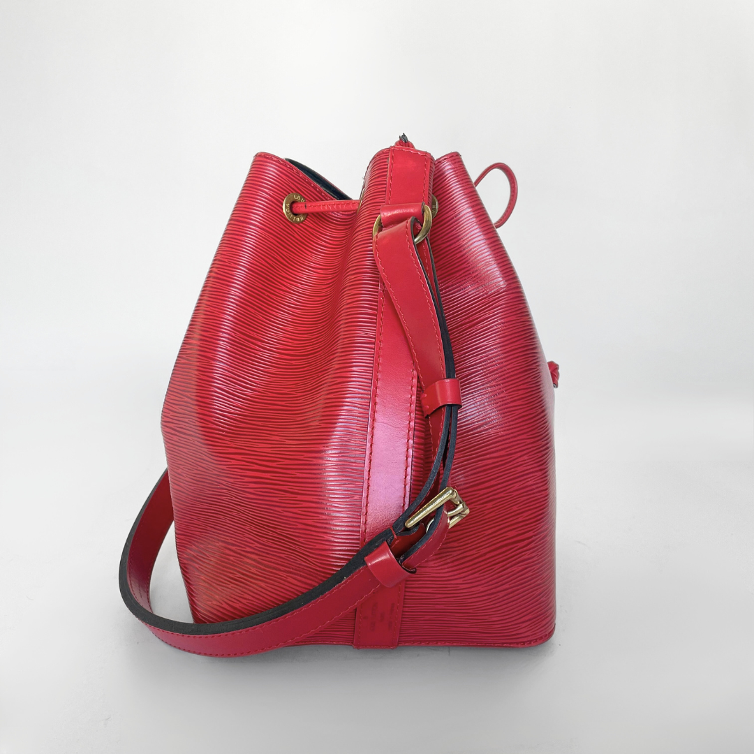 Louis Vuitton Noé Petit Cuero Epi