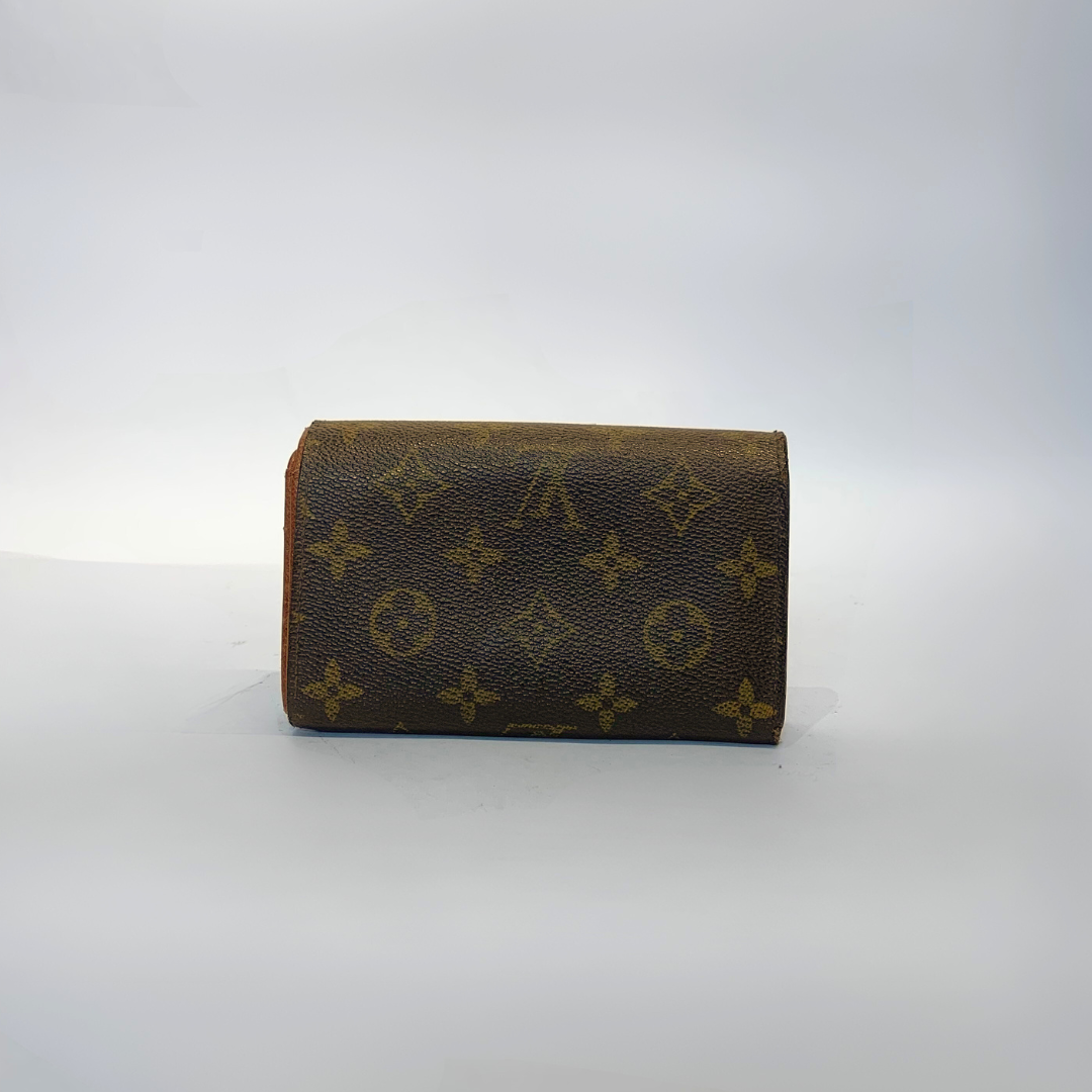 Louis Vuitton Medium Wallet Monogram Canvas