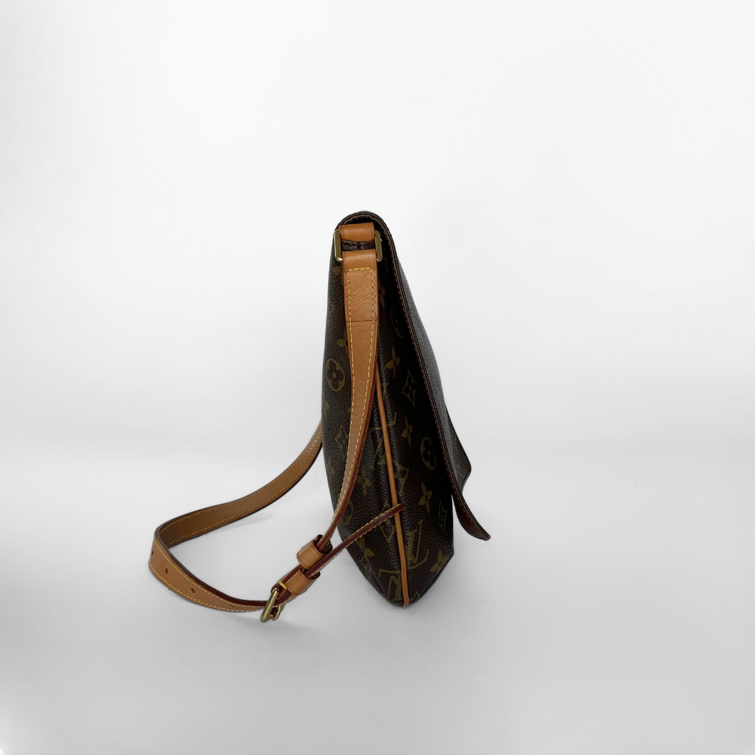 Louis Vuitton Louis Vuitton Musette Salsa Monogram Canvas - Shoulder bags - Etoile Luxury Vintage