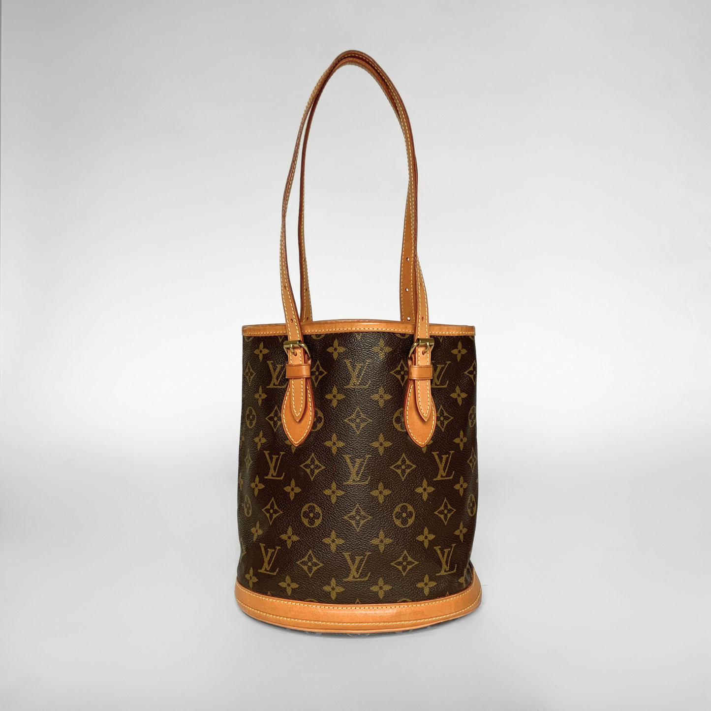 Louis Vuitton Louis Vuitton Bucket PM Monogram Canvas - Shoulder bags - Etoile Luxury Vintage