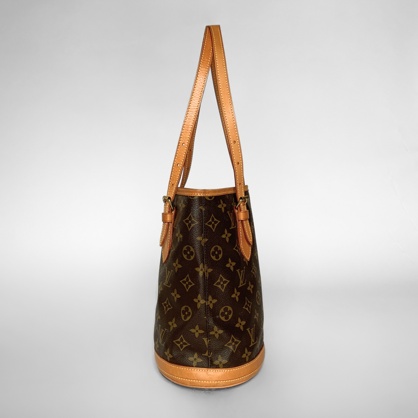 Louis Vuitton Louis Vuitton Bucket PM Monogram Canvas - Shoulder bags - Etoile Luxury Vintage