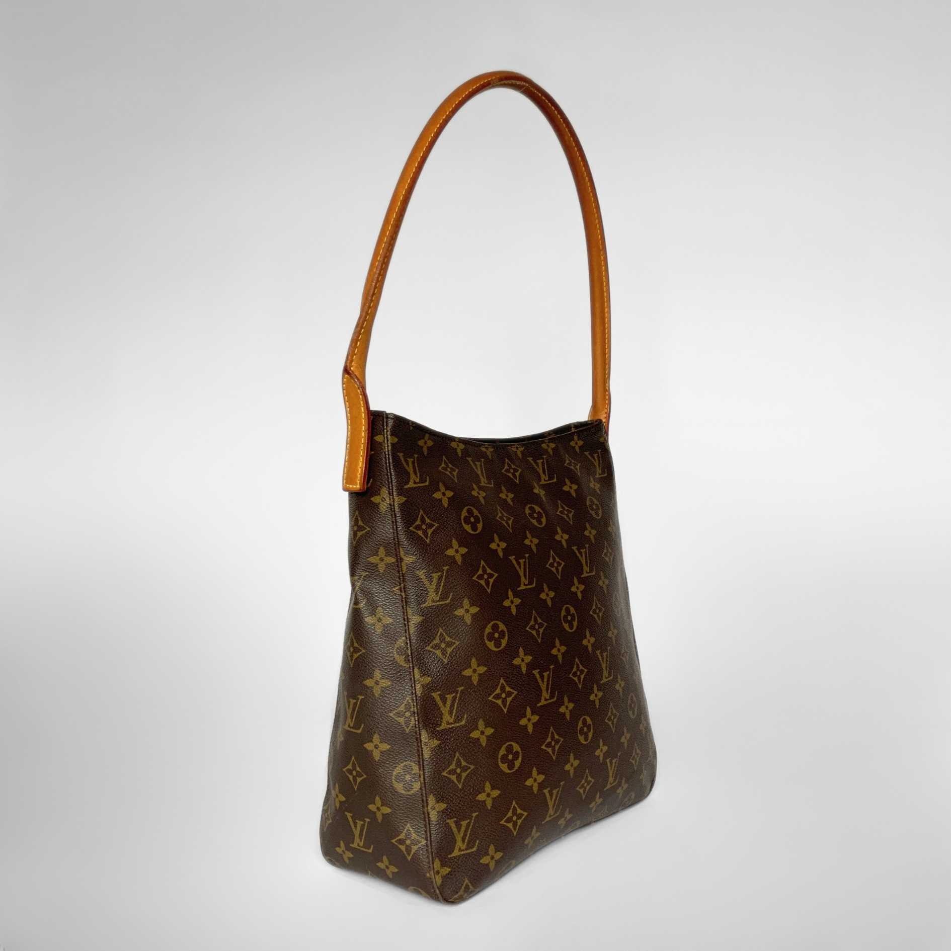 Louis Vuitton Louis Vuitton Looping GM Monogram Canvas - Shoulder bags - Etoile Luxury Vintage