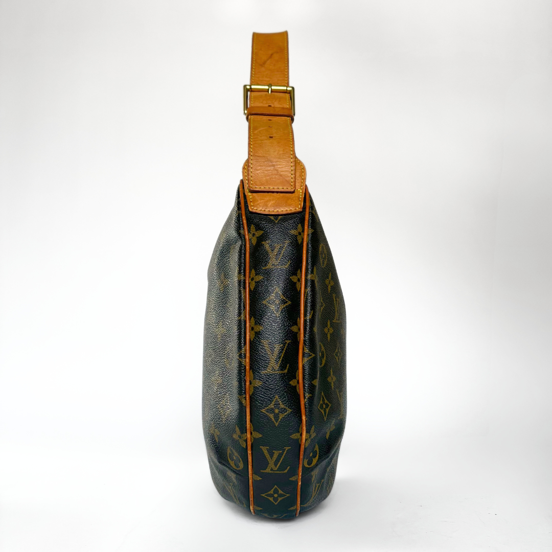 Louis Vuitton Croissant GM Monogram Canvas