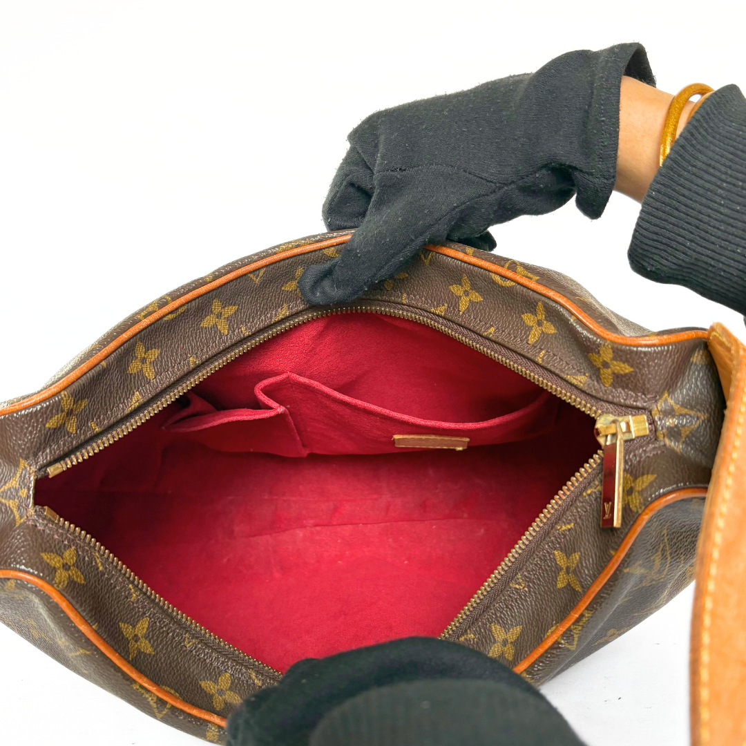 Louis Vuitton Croissant GM Monogram Canvas