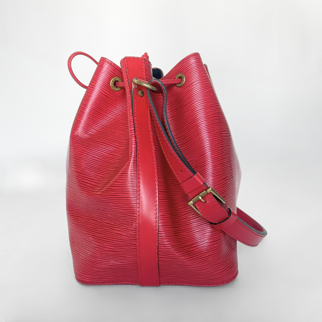 Louis Vuitton Noé Petit Cuero Epi