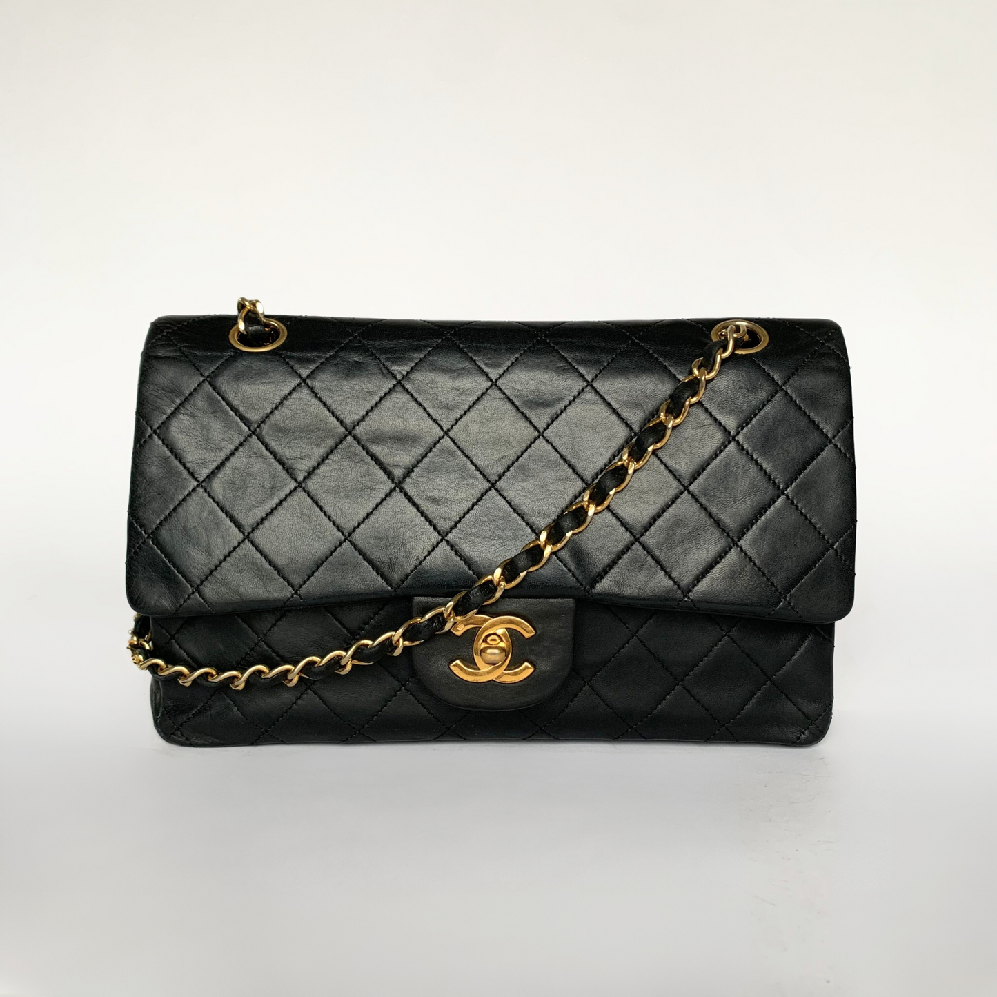 Chanel Chanel Κλασικό διπλό Flap Bag Μεσαίο δέρμα αρνιού - Τσάντα - Etoile Luxury Vintage
