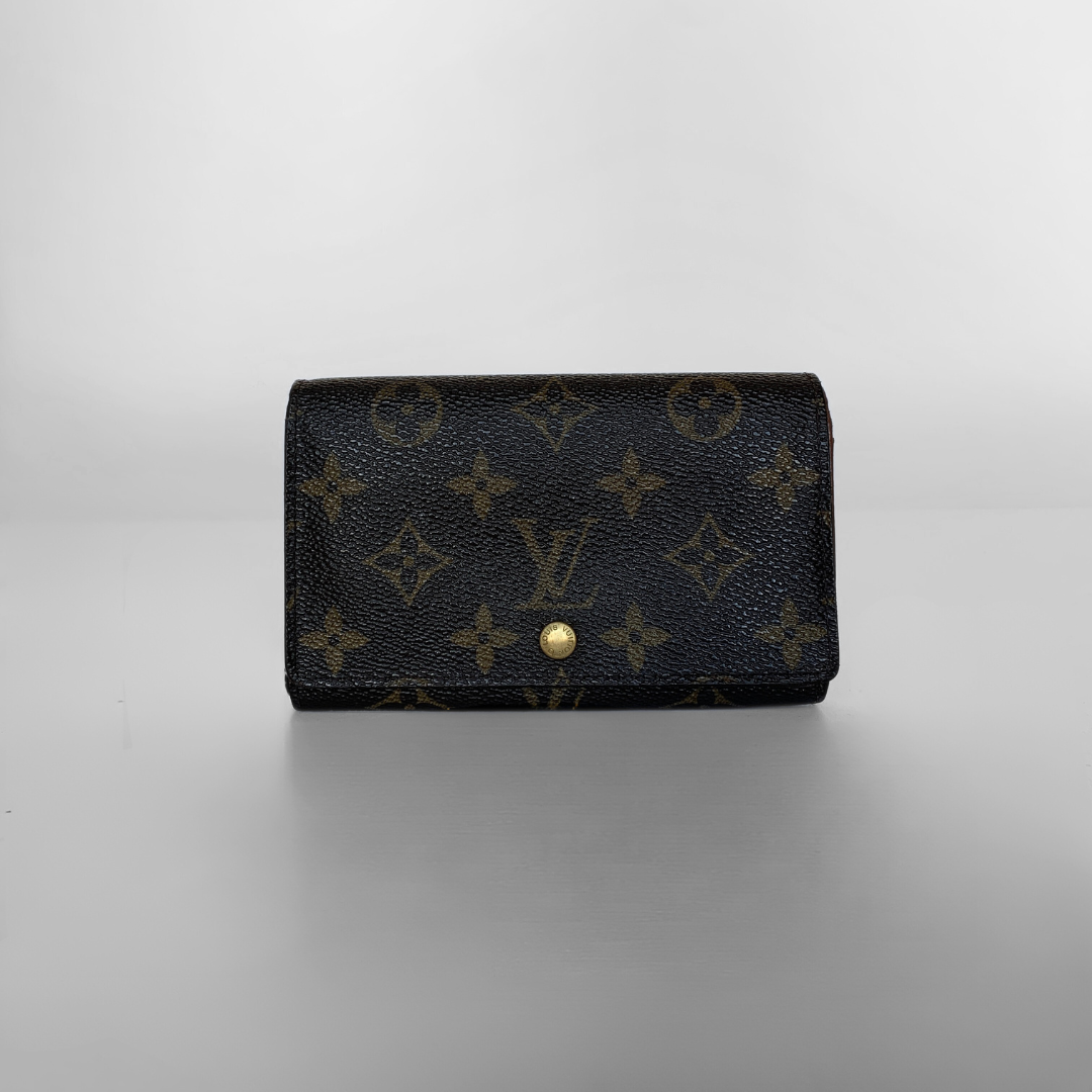 Louis Vuitton Louis Vuitton Wallet Medium Monogram Canvas - Wallets - Etoile Luxury Vintage