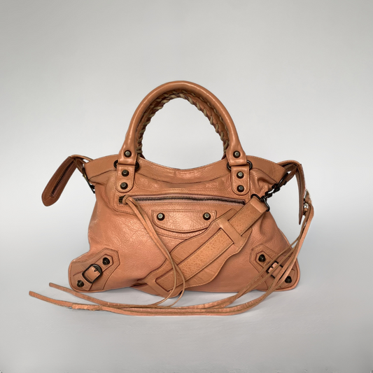 Balenciaga vintage shop